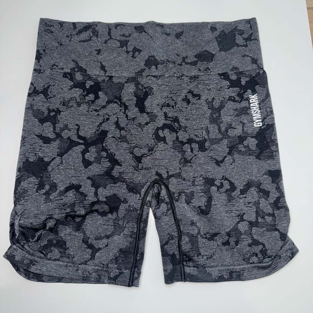 Gymshark Women’s Size Medium Adapt Camo Seamless High Waisted Shorts Gray Black
